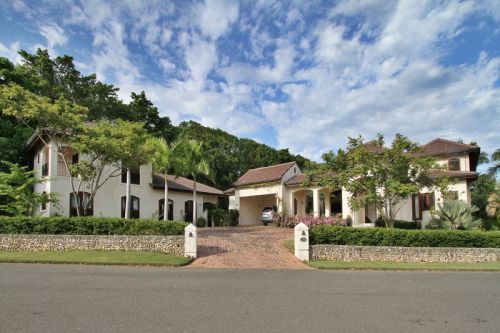 #0 Gorgeous 6 bedroom Villa inside beachfront community