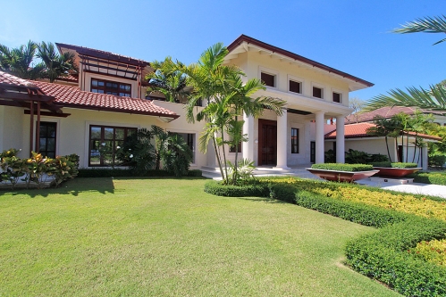 #2 Luxury mansion in a prestigious gated beachfront community