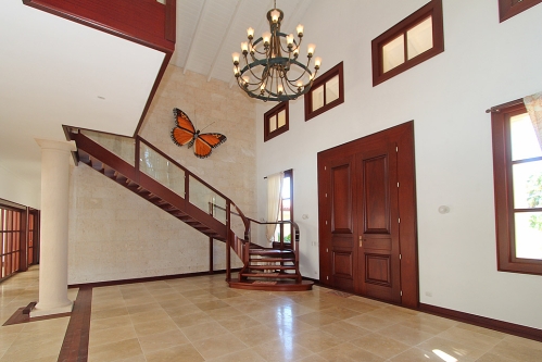 #5 Luxury mansion in a prestigious gated beachfront community