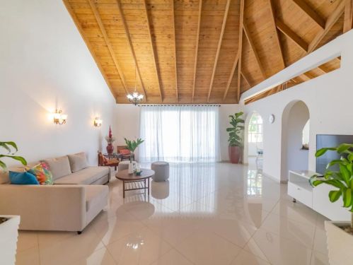 #2 Gorgeous villa in a popular gated beachfront community